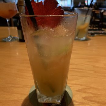 BJ's Restaurant & Brewhouse - Twisted pineapple margarita - New American Near Me - Glendale, California