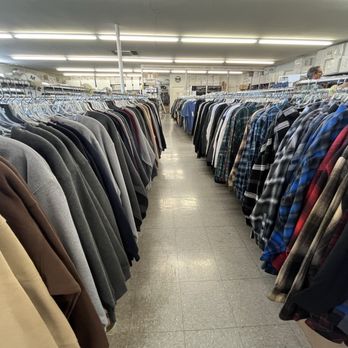 Dickies - La Habra - Men's Clothing Near Me - La Habra, California