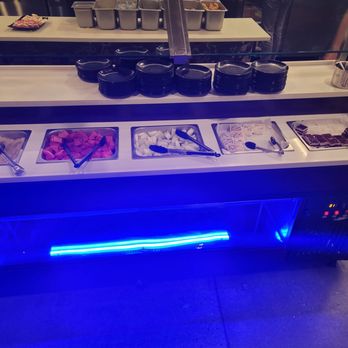 Top Pot KBBQ- Cincinnati - Dessert table - Korean Near Me - Sharonville, Ohio