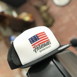 Hermanos Barber Shop