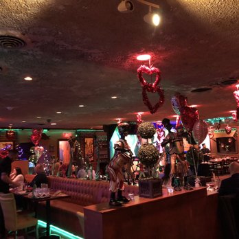 La Havana 59 - Interior - Cuban Near Me - Moonachie, New Jersey