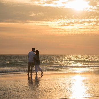 Grecco Photography - Couple on the beach at sunset - Event Photography Near Me Grecco Photography - Couple on the beach at sunset - Event Photography Near Me