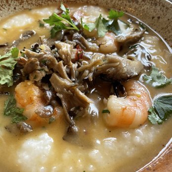 Manuela - Shrimp and grits - New American Near Me - Los Angeles, California Manuela - Shrimp and grits - New American Near Me - Los Angeles, California