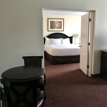 Clarion Inn & Suites Central Clearwater Beach - Hotels Near Me - Clearwater, Florida