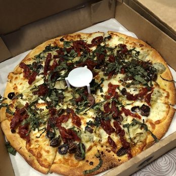 Blue Line Pizza - Aphrodite pizza on thin crust - Pizza Near Me - Burlingame, California