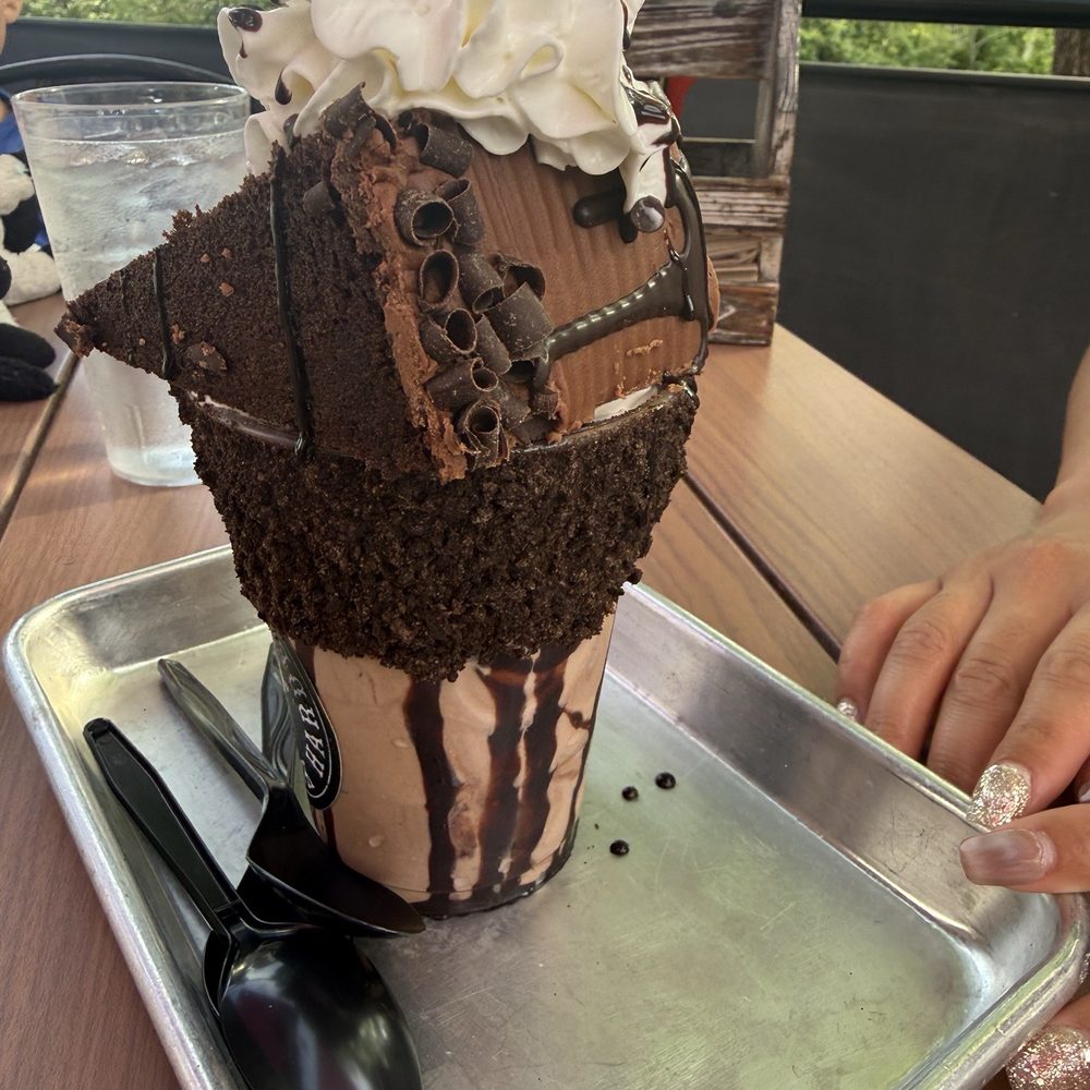 Sids Garage - Chocolate shake! - Pubs Near Me - Boise, Idaho Sids Garage - Chocolate shake! - Pubs Near Me - Boise, Idaho