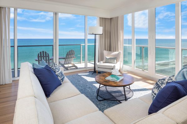 Jupiter Beach Resort & Spa by null