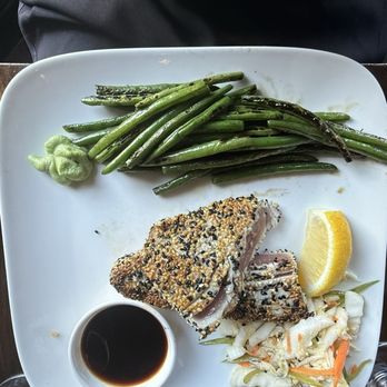 Hooked - Tuna - Seafood Near Me - Newport, Rhode Island