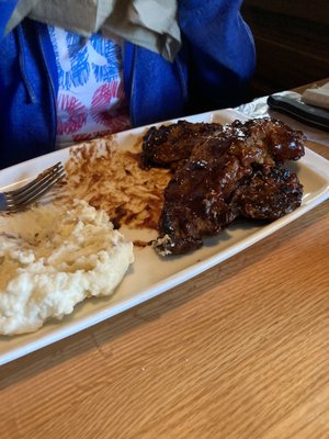 Applebee's Grill + Bar by null