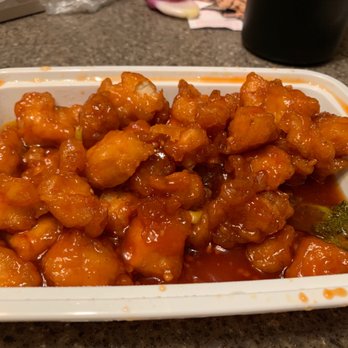 Bamboo Kitchen - General Tao's portion AFTER eating two helpings worth!! Love the bread:chicken ratio. - Chinese Near Me - Holland, Pennsylvania Bamboo Kitchen - General Tao's portion AFTER eating two helpings worth!! Love the bread:chicken ratio. - Chinese Near Me - Holland, Pennsylvania