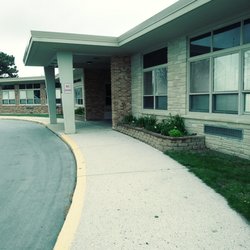 Franklin Elementary School - Sidewalk to front entrance