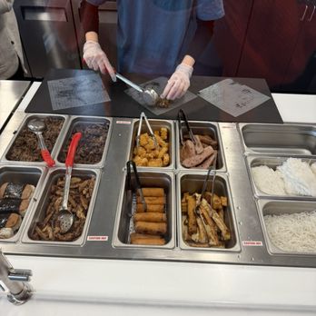 Wrap n’ Roll - Spring rolls ((: - Vietnamese Near Me - Clackamas, Oregon Wrap n’ Roll - Spring rolls ((: - Vietnamese Near Me - Clackamas, Oregon