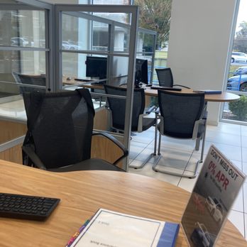 Herson's Honda - Sales desk - Car Dealers Near Me - Rockville, Maryland