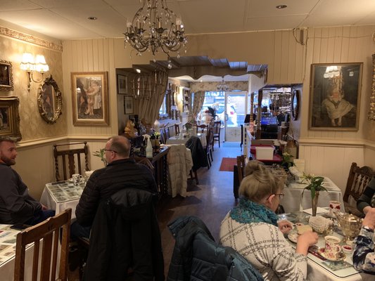 Effies of Perth by null