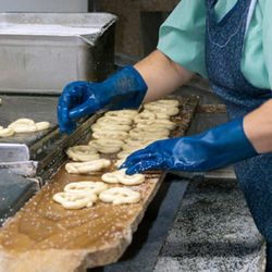 Uncle Henry’s Pretzel Bakery