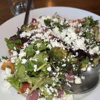 Beppe - For the Soul Salad w/Balsamic Vinaigrette - New American Near Me - Royal Oak, Michigan Beppe - For the Soul Salad w/Balsamic Vinaigrette - New American Near Me - Royal Oak, Michigan