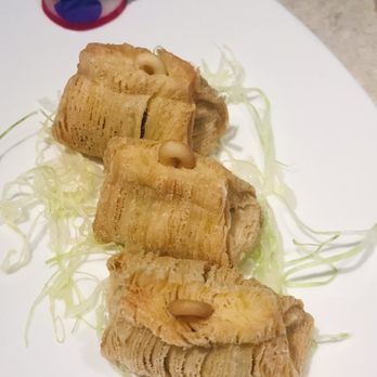 營致會館 - Michelin 2-Star Dim Sum: Wagyu Beef Puff - Cantonese Near Me - Hong Kong, HK 營致會館 - Michelin 2-Star Dim Sum: Wagyu Beef Puff - Cantonese Near Me - Hong Kong, HK