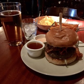 Rosie McGee's - BBQ Bacon Burger with sweet potato fries and a cider. - Dance Clubs Near Me - København V, 84 Rosie McGee's - BBQ Bacon Burger with sweet potato fries and a cider. - Dance Clubs Near Me - København V, 84