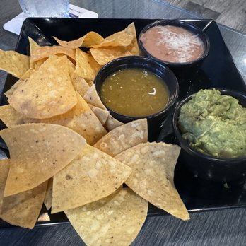 The Lounge - Chip trip ($8) - Cocktail Bars Near Me - Brentwood, California The Lounge - Chip trip ($8) - Cocktail Bars Near Me - Brentwood, California