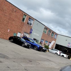 Mid Island Collision Centers