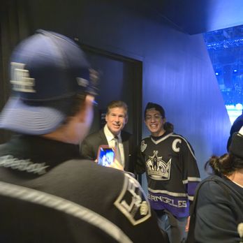 Crypto Arena - Kings Color Announcer, Jim Fox. - Stadiums & Arenas Near Me - Los Angeles, California