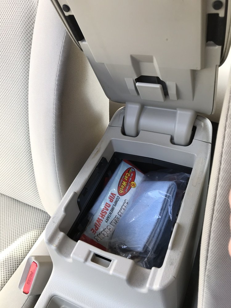 CLINTONVILLE AUTO DETAILING Updated June 2024 22 Photos & 39 Reviews 3986 Indianola Ave