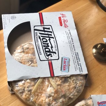 4 Hands Brewing - 4 Hands x Hi-Pointe Drive In Bacon Cheeseburger Pizza (YESYESYESYESYES) - Breweries Near Me - Saint Louis, Missouri 4 Hands Brewing - 4 Hands x Hi-Pointe Drive In Bacon Cheeseburger Pizza (YESYESYESYESYES) - Breweries Near Me - Saint Louis, Missouri