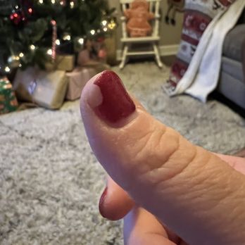 CA Spa Nails - Chipped after less than one week - Nail Salons Near Me - Yorba Linda, California