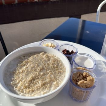 Brekkies - Oatmeal - Breakfast & Brunch Near Me - Solvang, California