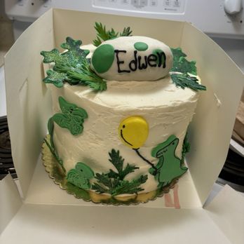 Frank Vilt's Cakes - What I received. - Bakeries Near Me - Cameron Park, California Frank Vilt's Cakes - What I received. - Bakeries Near Me - Cameron Park, California
