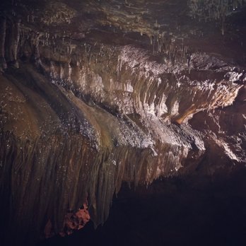 Cosmic Cavern - Tours Near Me - Berryville, Arkansas