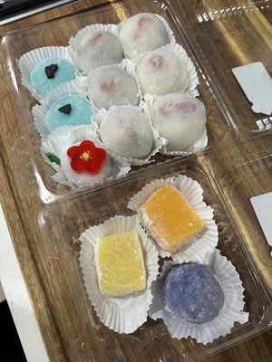 THANK YOU VERY MOCHI by null