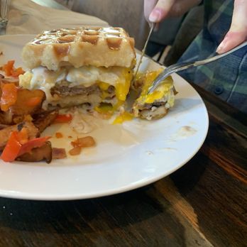 Vic's - Waffle sandwich - Breakfast & Brunch Near Me - Martinez, California