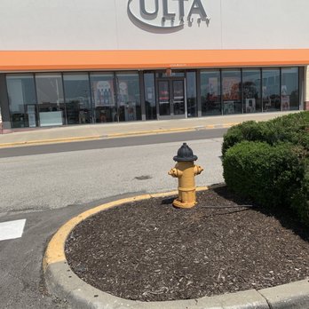 Ulta Beauty - Parking lot view - Cosmetics & Beauty Supply Near Me - Shawnee, Kansas