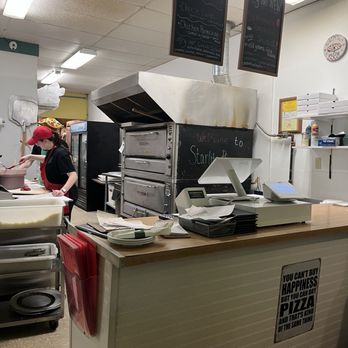 Starlite Pizza - Super cool open kitchen - Pizza Near Me - South Bend, Indiana Starlite Pizza - Super cool open kitchen - Pizza Near Me - South Bend, Indiana