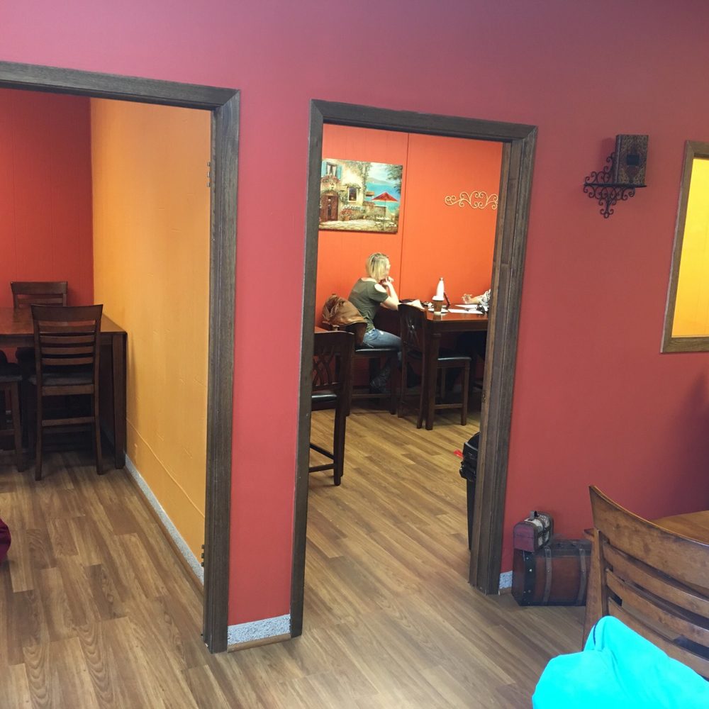 Daylight Donut Bakery - Donuts Near Me - Chadron, Nebraska
