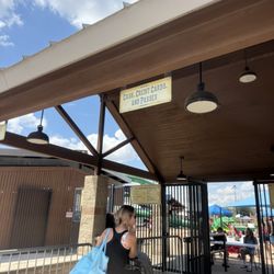 Rock'n River Family Aquatic Center - Enter here