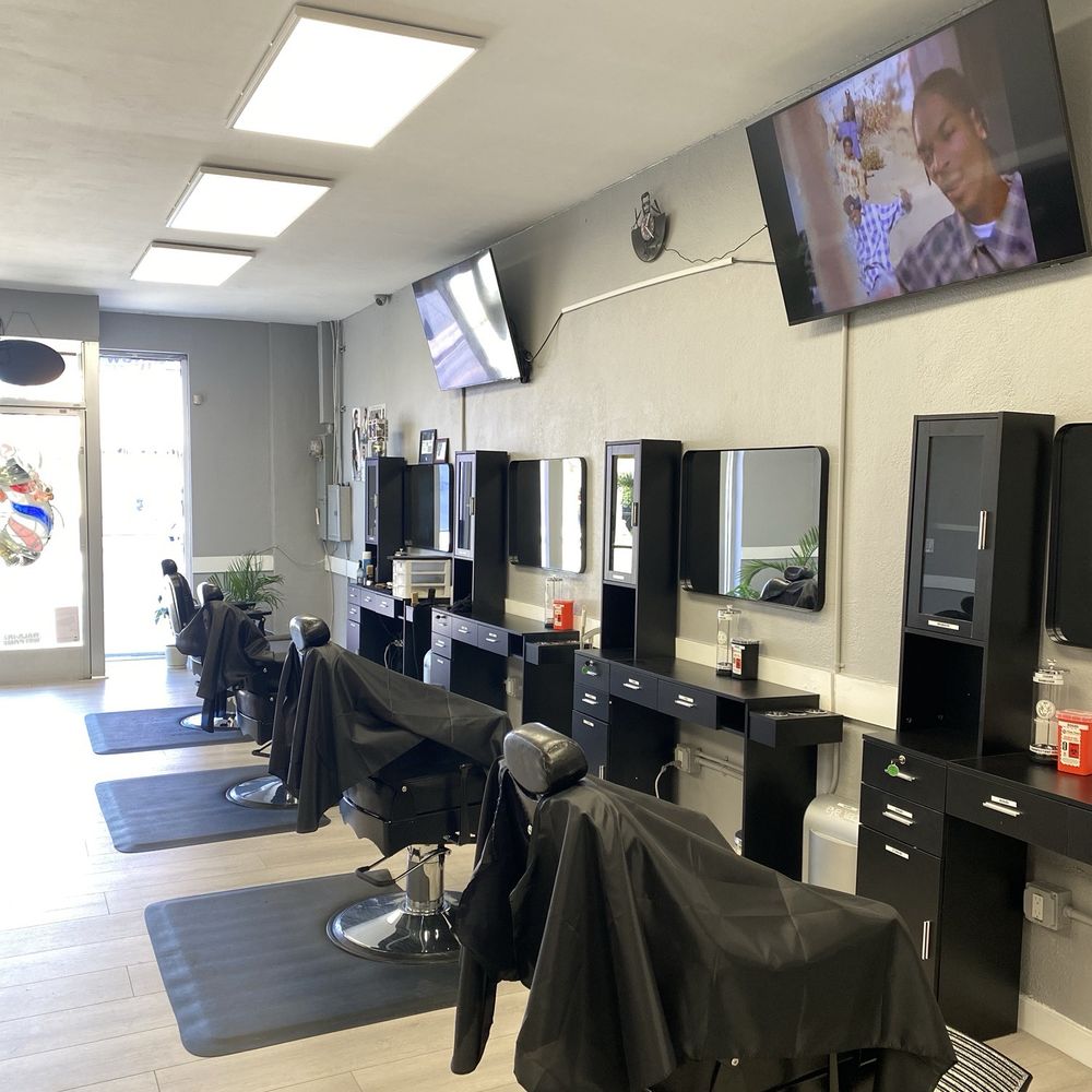 Maestro Cuts Barbershop - Barbers Near Me - Van Nuys, California Maestro Cuts Barbershop - Barbers Near Me - Van Nuys, California
