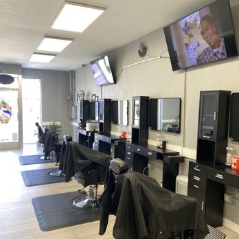 Maestro Cuts Barbershop - Barbers Near Me - Van Nuys, California Maestro Cuts Barbershop - Barbers Near Me - Van Nuys, California