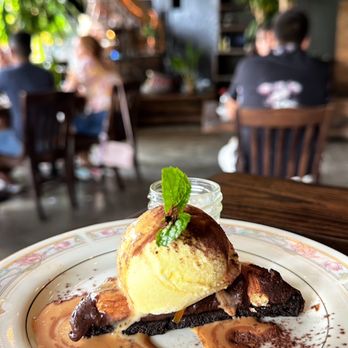 Bunbury - Delicia de Chocolate - Argentine Near Me - Miami, Florida Bunbury - Delicia de Chocolate - Argentine Near Me - Miami, Florida