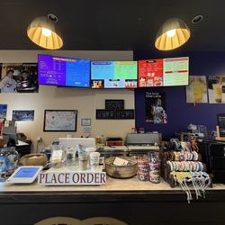 Maccaro - The menu on top