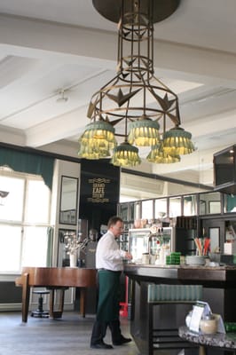 Grand Café Orient by null