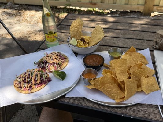 Taqueria Cinco by null