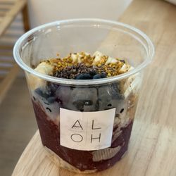 Aloh Health Bar & Cafe - Açaí Bowl