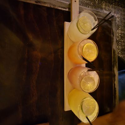 Màs Por Favor Taqueria y Tequila by null