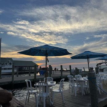 Island Mermaid - 10/10 sunset - New American Near Me - Ocean Beach, New York Island Mermaid - 10/10 sunset - New American Near Me - Ocean Beach, New York
