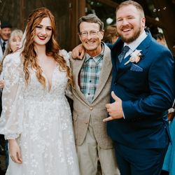 Weddings in the Wild - Elope in the magnificent beauty. Redwood Coast north California