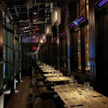 RH GUESTHOUSE, THE DINING ROOM - Updated September 2024 - 192 Photos ...