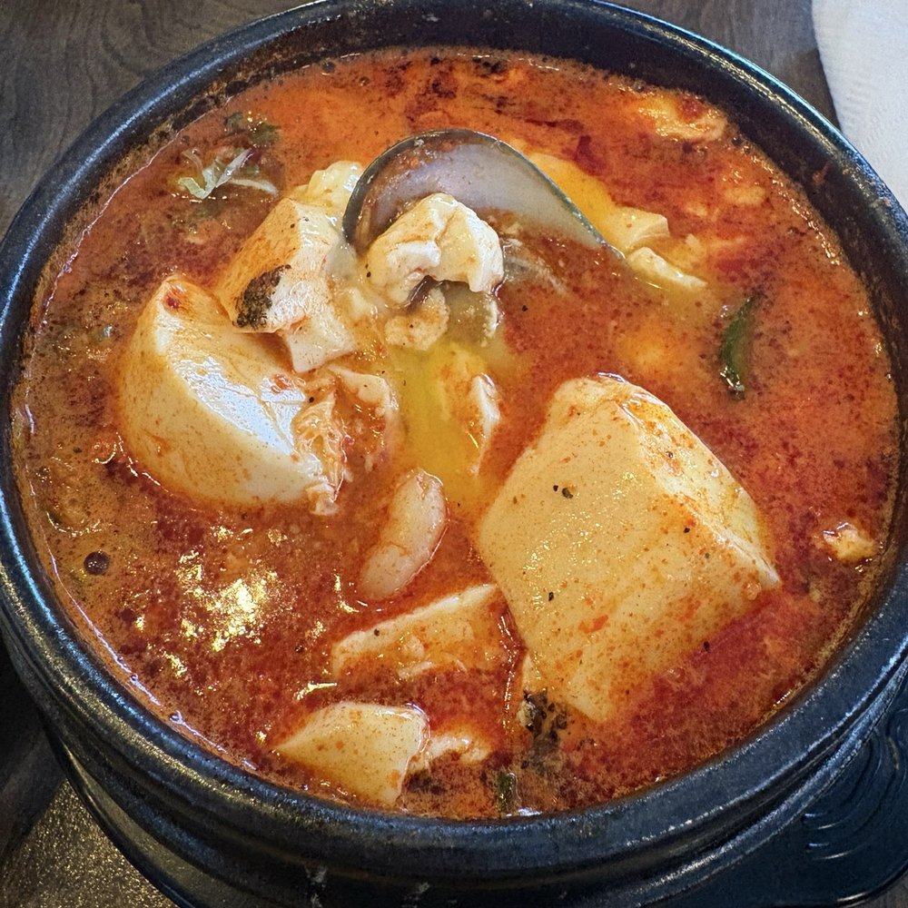 Hanyang Jokbal - Seafood tofu soup - Korean Near Me - Ottawa, Ontario Hanyang Jokbal - Seafood tofu soup - Korean Near Me - Ottawa, Ontario