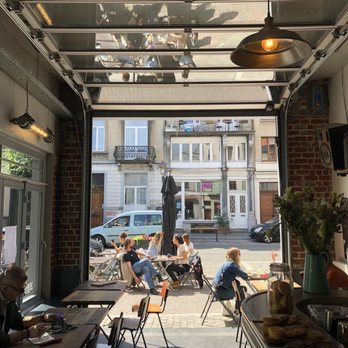 Café la Pompe - Cafes Near Me - Saint-Gilles, BRU Café la Pompe - Cafes Near Me - Saint-Gilles, BRU